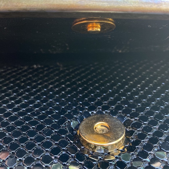 Black Sequin clutch bag w/attached chain for holiday season date. Nice size bag! - Picture 6 of 10